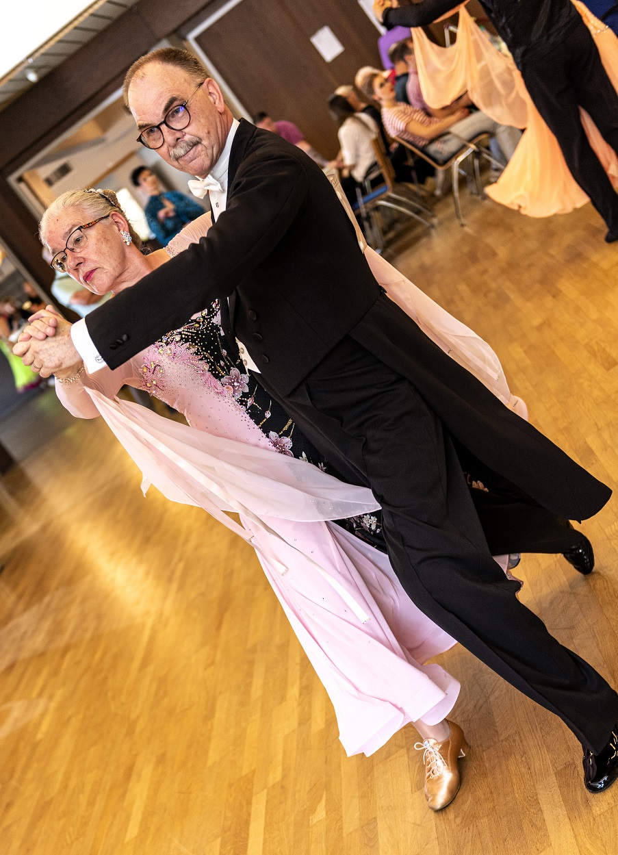 Birgit und Uwe Baars beim 1. Gänseliesel-Pokal in Bovenden (Foto: Daniel Grosch) Birgit und Uwe Baars beim 1. Gänseliesel-Pokal in Bovenden (Foto: Daniel Grosch)