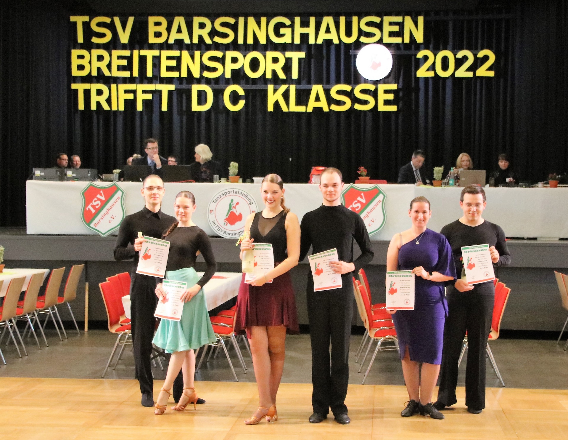 v.l.: Monika Molski und Wladimir Ilin, Annika-Luisa Hirschberg und Leon Schmidmeir, Sonja Backhaus und Marc-Rene Schulz (Foto: Lutz Ahlborn)